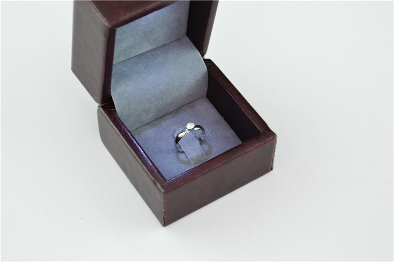 Luxury Square LED Display Small Jewelry Box For Lady Single Ring In Dark Brown PU Leather