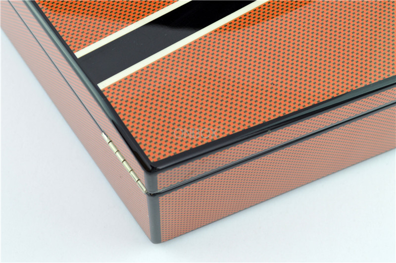 Cedar Wood Cigar Boxes In Luxury High Gloss Painting With Humidometer In Customized Pattern