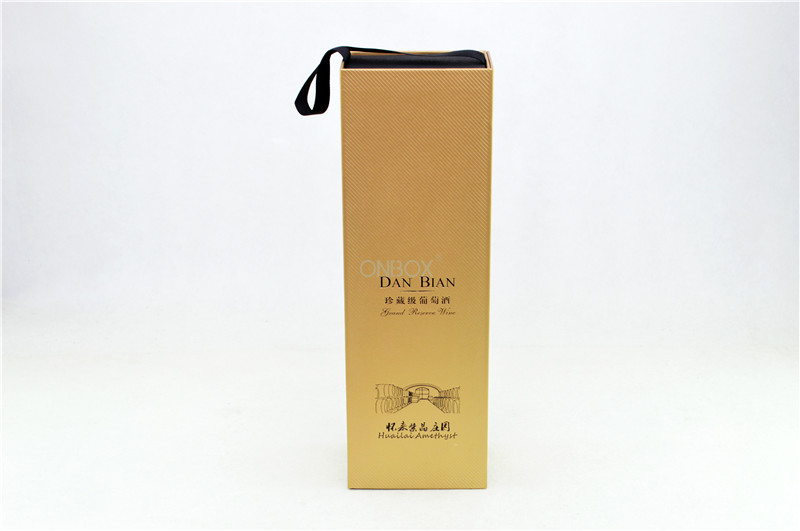 Magnets Closure Wine Bottle Gift Box / Gift Packaging Box Eco Friendly