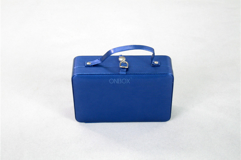 Women Cosmetic Packaging Boxes / Cosmetic Travel Case Velvet Lining
