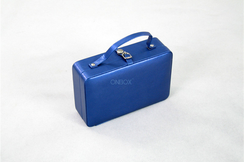 Women Cosmetic Packaging Boxes / Cosmetic Travel Case Velvet Lining