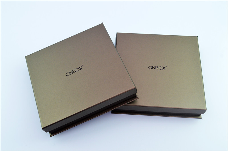 EN71-3 Velvet Lining Book Shape Box With Ribbon Puller