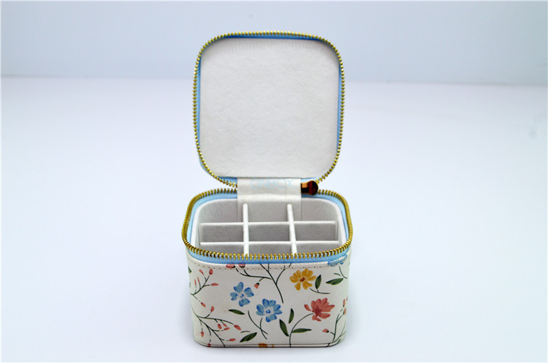Flower Printing Gift Boxes Leather External For Oil Bottles / Pefume