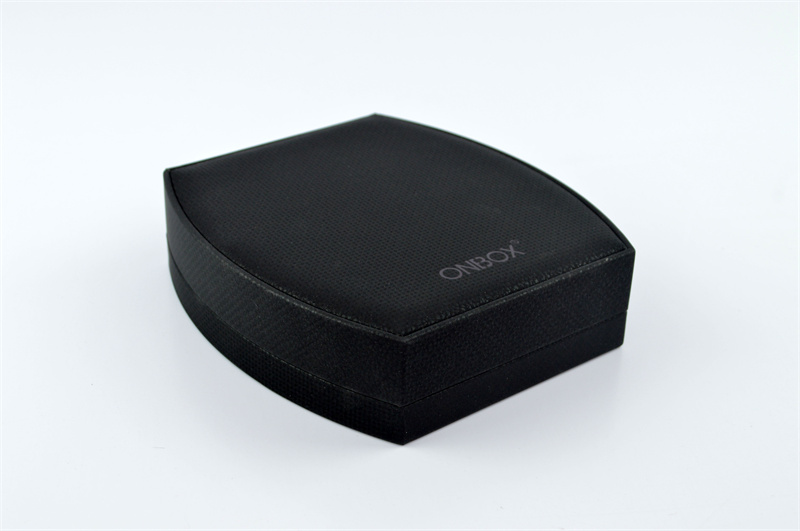 ODM Leather Jewelry Boxes , Butterfly Armoire Jewelry Box For Necklace