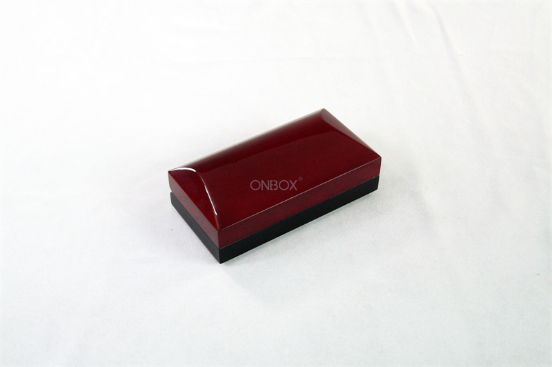 Retro Luxury Colorific Painted Wooden Packaging Box For Pen In High Gloss And Matt Finish