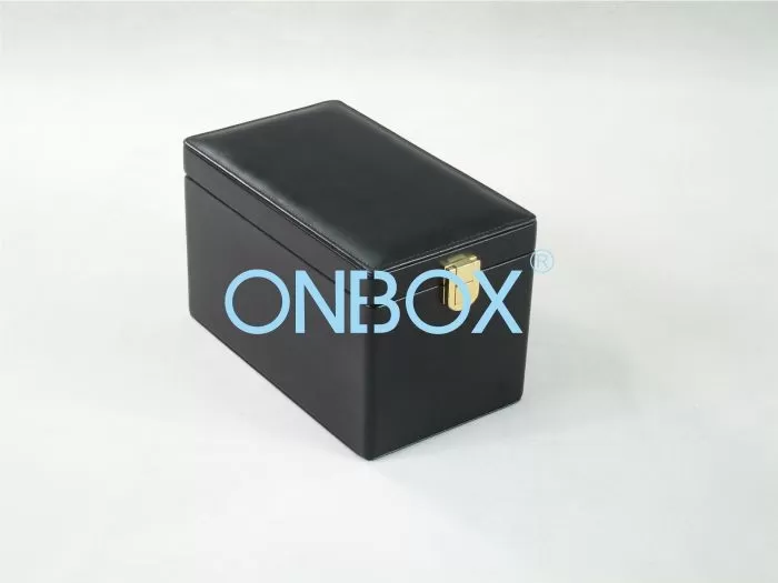 Black Gift Luxury Packaging Boxes Beige Velvet Liner With Metal Lock