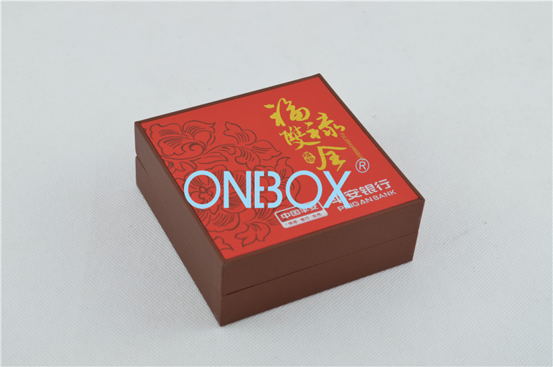 Recyclable Luxury Packaging Boxes Decorative Red Paper Printed