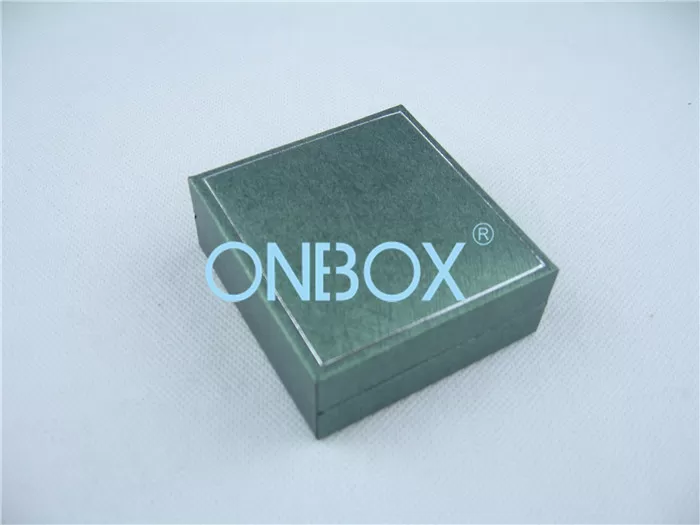 Handmade Luxury Jewellery Packaging Boxes Removable Pendant Insert Pad